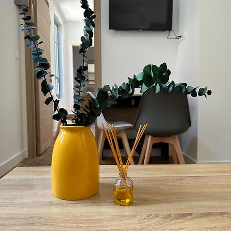 T2 Ed Warner Apartament *