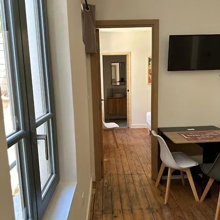 T2 Ed Warner Apartament *